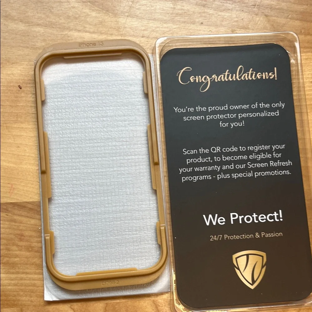 Disappearing Logo Tempered Glass Screen Protector - Green